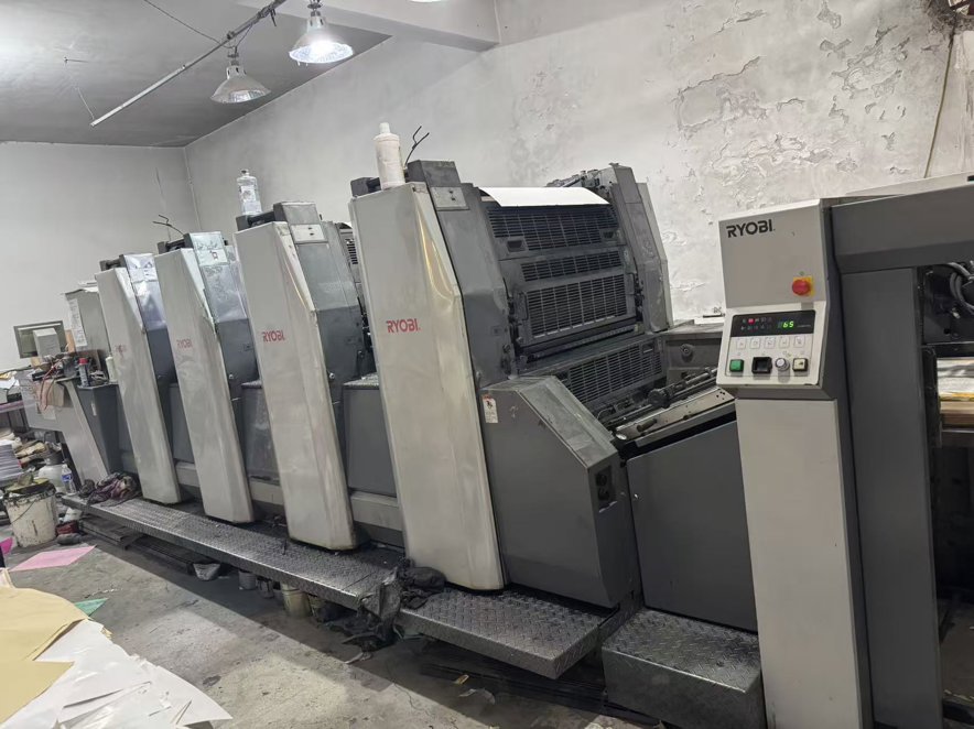 Sheet Fed / Offset Ryobi 764E