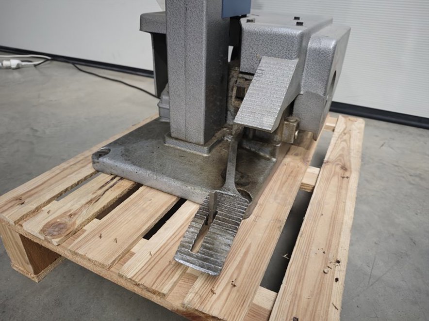 Stitching and folding Nagel Multinak-S