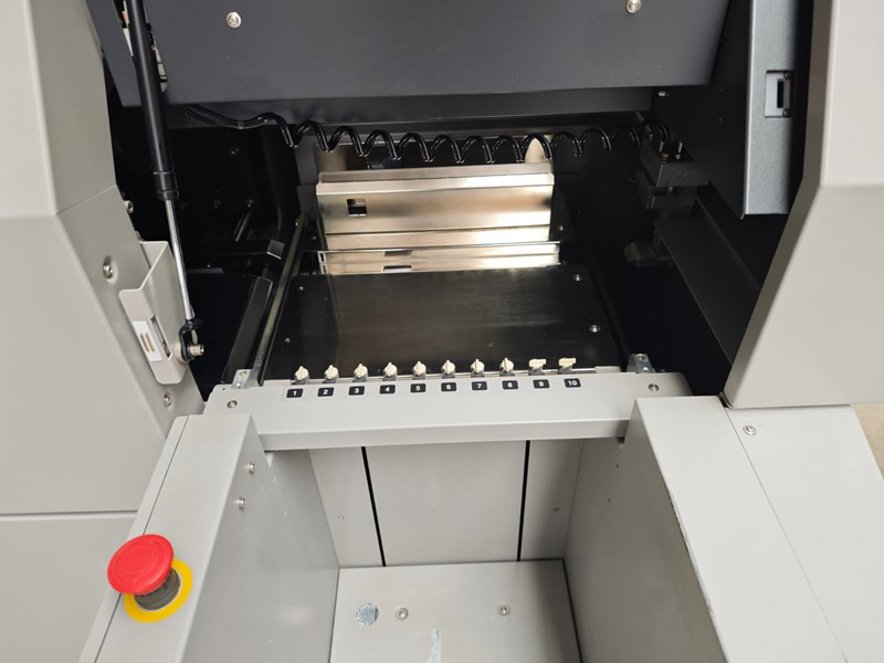 Three Knife Trimmer Horizon HT-30