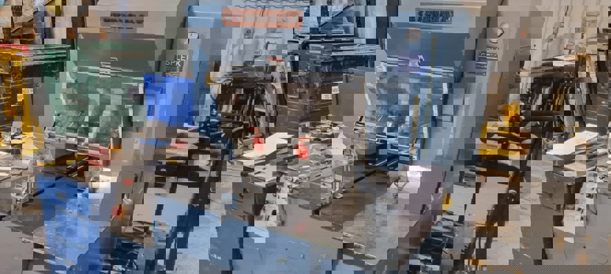 Three Knife Trimmer Hydromat SL III M-900