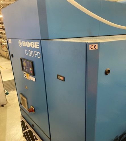 Wrapping machines Adpak Automatic Shrink Wrapper & BOGE C30 FD Compressor