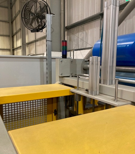 Wrapping machines Adpak Automatic Shrink Wrapper & BOGE C30 FD Compressor