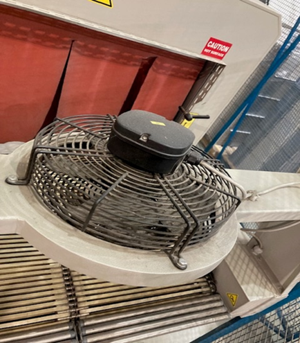 Wrapping machines Adpak Automatic Shrink Wrapper & BOGE C30 FD Compressor