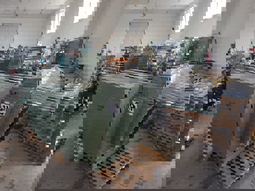 Book block press and nipping machine Kolbus FN