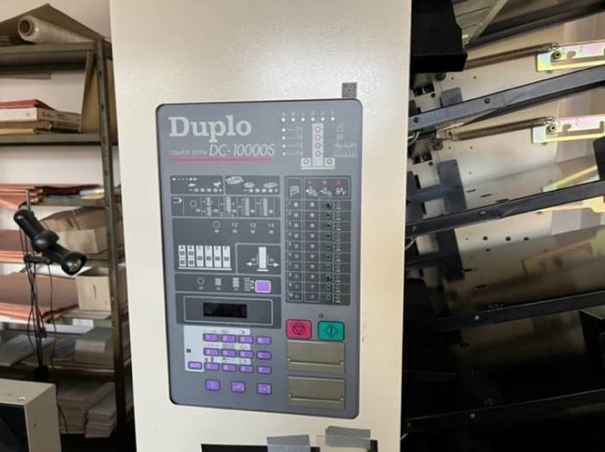 Booklet machines Duplo DC 10000S