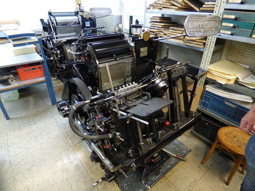 Die-cutters- automatic and handfed Heidelberg OHT-T
