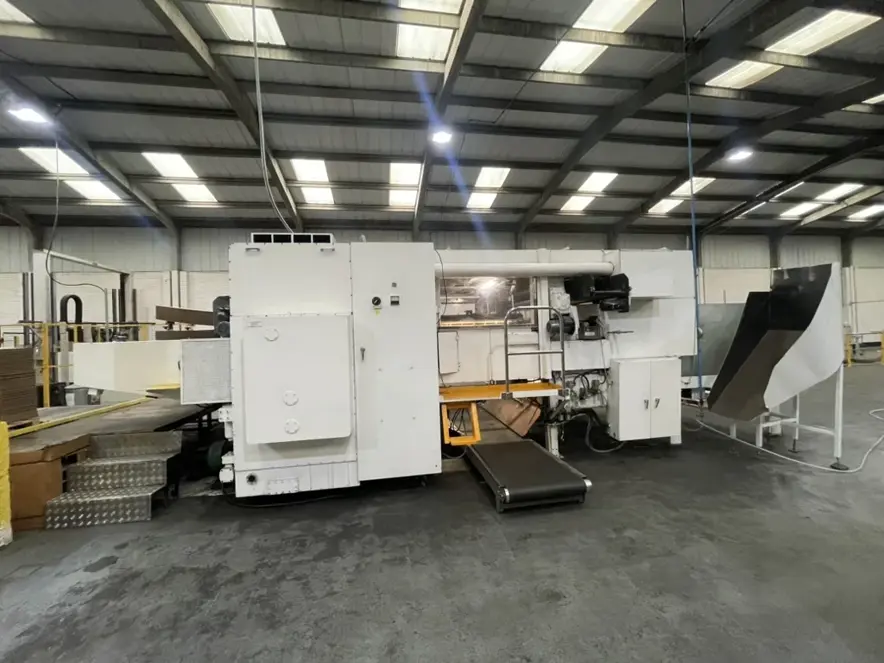 Die cutting Asahi Cartonmaster AP1600