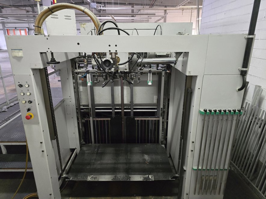 Die cutting Heidelberg Varimatrix 105 CS