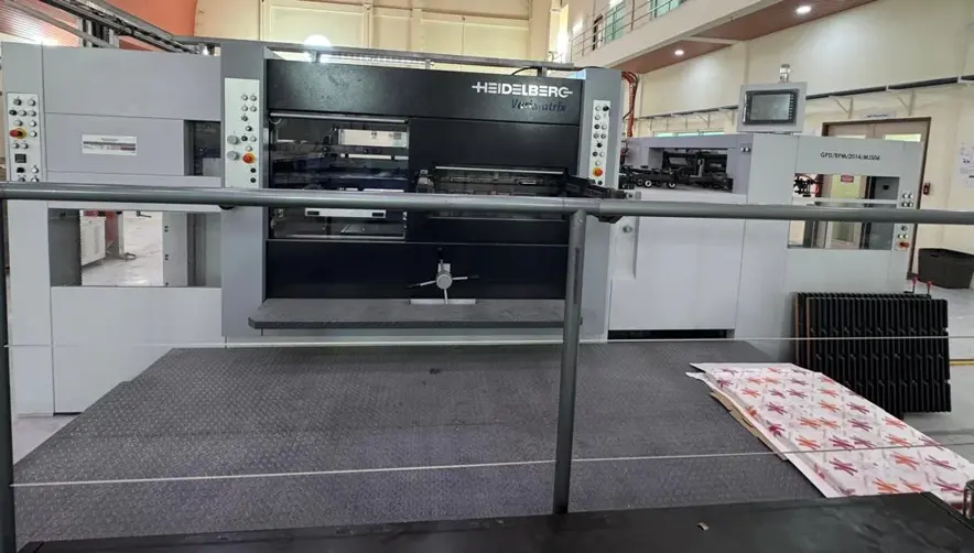 Die cutting Heidelberg Varimatrix 105 CS