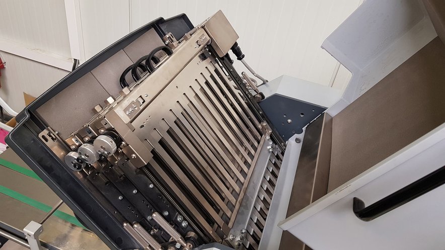 Folding Machine Horizon AF 406 - F