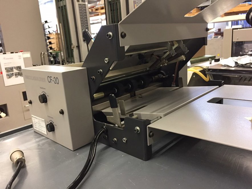 Gathering and collating Horizon CF-20