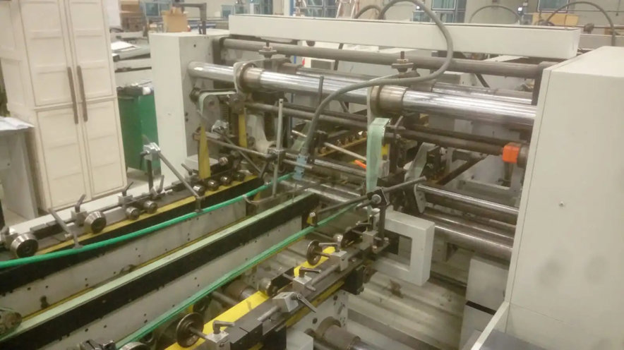 Gluing machine Bobst Domino 145 Matic