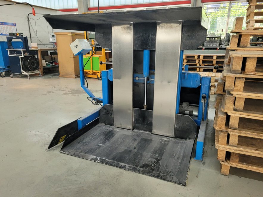 Pile turner HoTung LK-PW-1