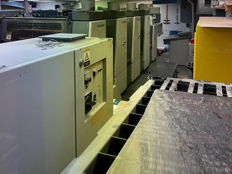 Sheet Fed / Offset Komori Lithrone L-28