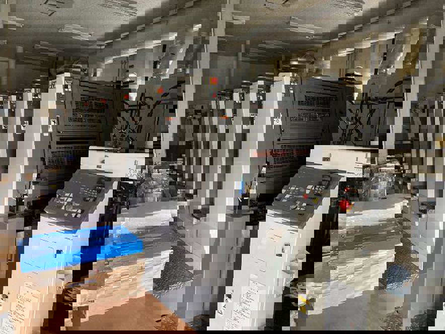 Sheet Fed / Offset Komori LS-526 + UV