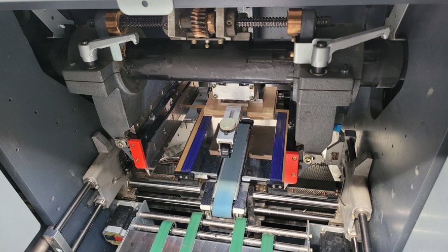 Three Knife Trimmer Horizon HT-80