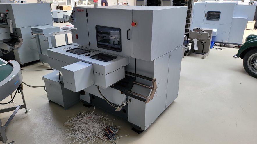 Three Knife Trimmer Horizon HT-80